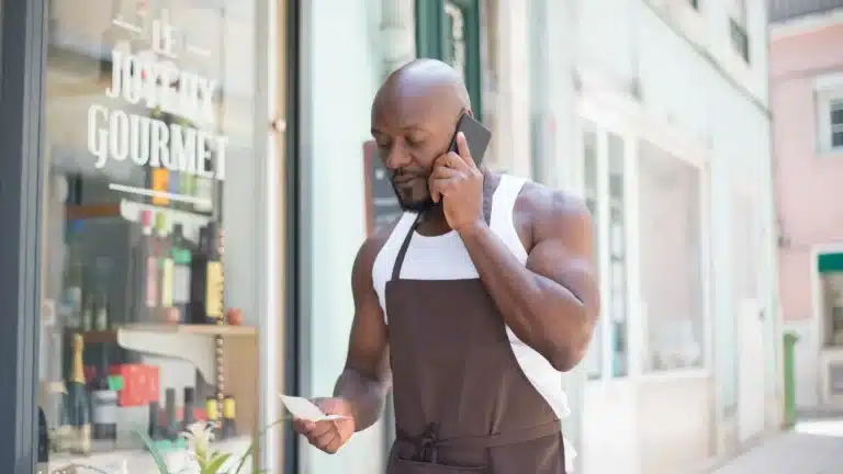 Apparaître dans le pack local de Google Maps pour un commerce