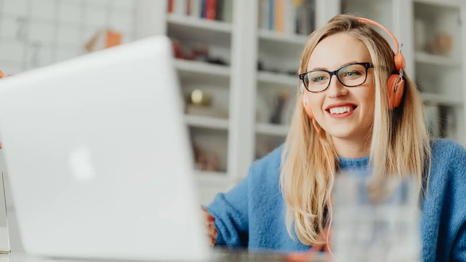 Animer un webinaire à petit budget avec un outil de réunion